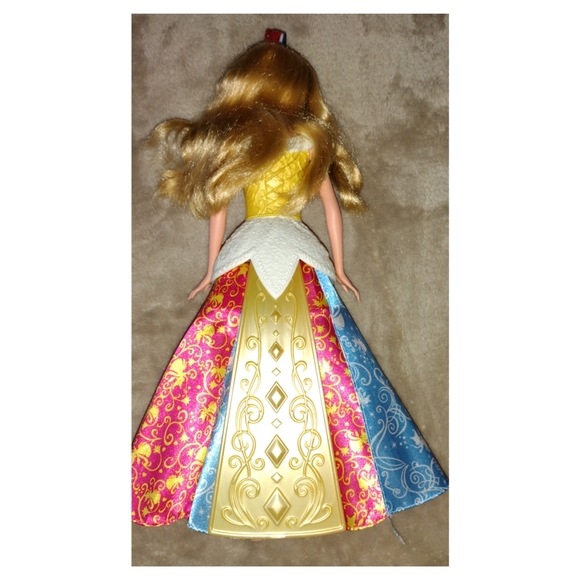 Disney Princess Sleeping Beauty doll - Picture 9 of 10